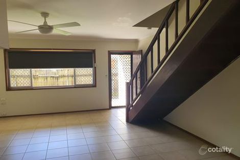 Property photo of 2/13 Bruce Avenue Paradise Point QLD 4216