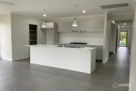 Property photo of 19 Frederick Circuit Eli Waters QLD 4655