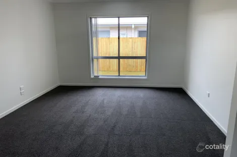 Property photo of 19 Frederick Circuit Eli Waters QLD 4655