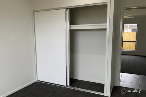 Property photo of 19 Frederick Circuit Eli Waters QLD 4655