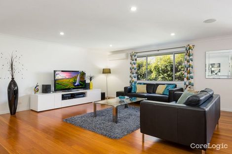 Property photo of 35 Chapman Place Oxley QLD 4075