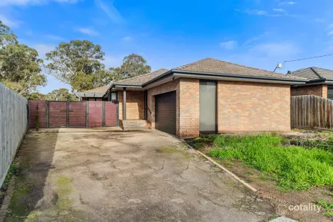 Property photo of 6 Duke Court Skye VIC 3977