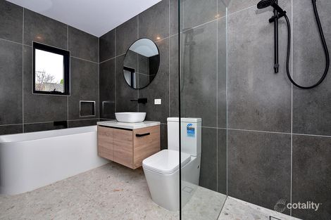 Property photo of 2/6 Penleigh Court Mount Waverley VIC 3149