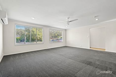 Property photo of 8 Ivy Avenue Chain Valley Bay NSW 2259