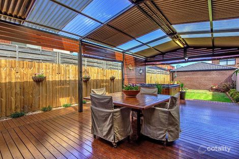 Property photo of 2/5 Sayvel Close Hillside VIC 3037