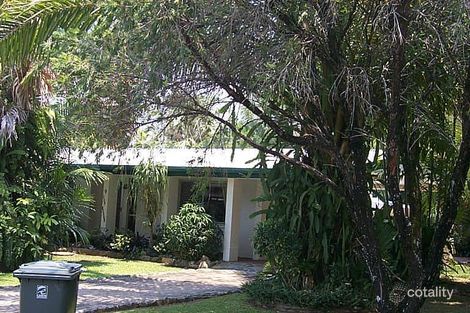 9 Ivy Cl, Mooroobool, QLD 4870