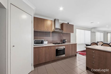 Property photo of 17 Old Course Crescent Deer Park VIC 3023