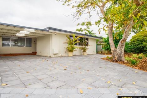 22 Holmwood Way, Embleton, WA 6062