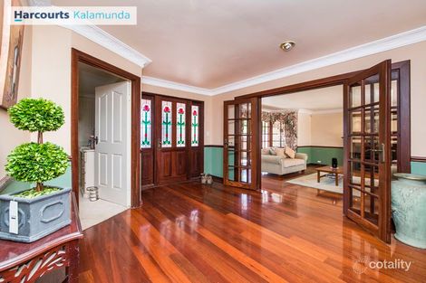 Property photo of 10 Cagney Way Lesmurdie WA 6076