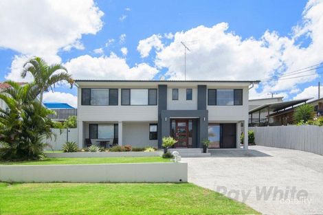 42 Valentia St, Mansfield, QLD 4122