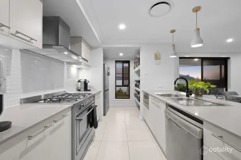 Property photo of 28 Shadywood Drive Fernvale QLD 4306