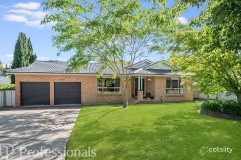 Property photo of 10 Stratford Close Orange NSW 2800