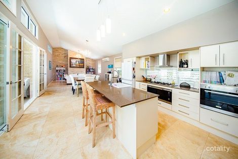 Property photo of 21 Westbury Place Carindale QLD 4152