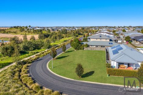 Property photo of 42 Bulbul Crescent Fletcher NSW 2287