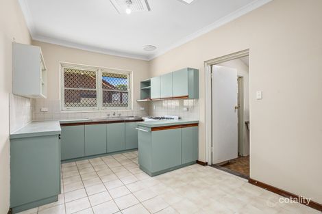 Property photo of 9 Kelly Street Cloverdale WA 6105