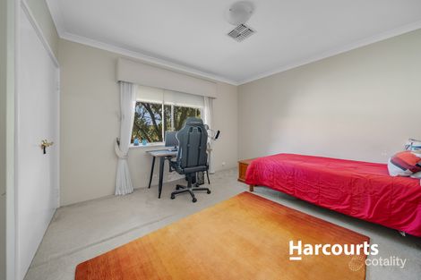 Property photo of 1 Deerfield Place Iluka WA 6028