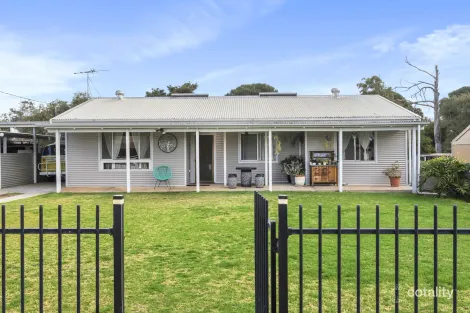 Property photo of 18 Lang Street Milang SA 5256
