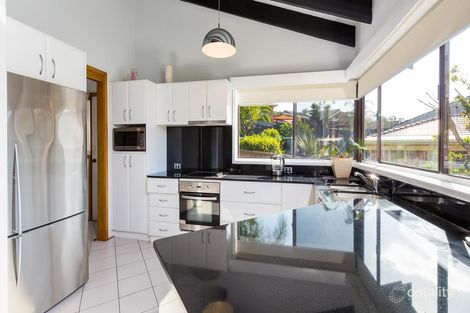 Property photo of 11 Pokolbin Close Eleebana NSW 2282