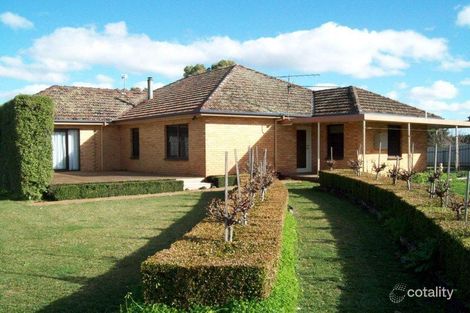 1528 Skene Woolshed Rd, Strathkellar, VIC 3301