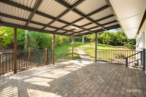 Property photo of 2 Suncroft Street Mount Gravatt QLD 4122