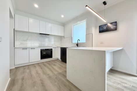 1/8 Ireland Ave, Doncaster East, VIC 3109