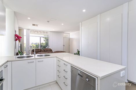 Property photo of 18 Parri Crescent New Port SA 5015