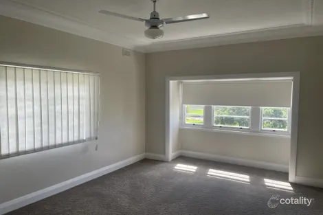 Property photo of 5 Mitchell Crescent Inverell NSW 2360