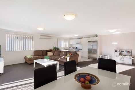 Property photo of 54 Waterside Drive Woongarrah NSW 2259