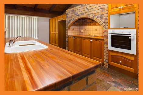 Property photo of 10 Grecian Street Regents Park QLD 4118