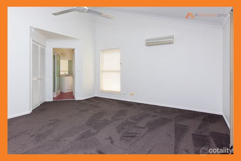 Property photo of 10 Grecian Street Regents Park QLD 4118