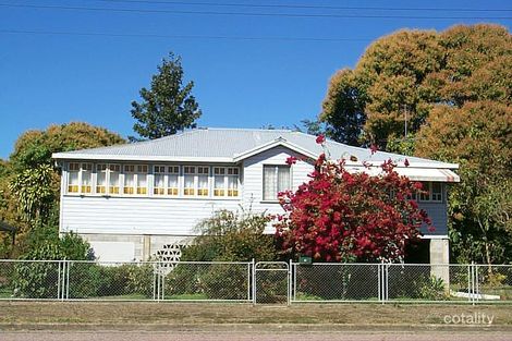 83 Tenth St, Home Hill, QLD 4806