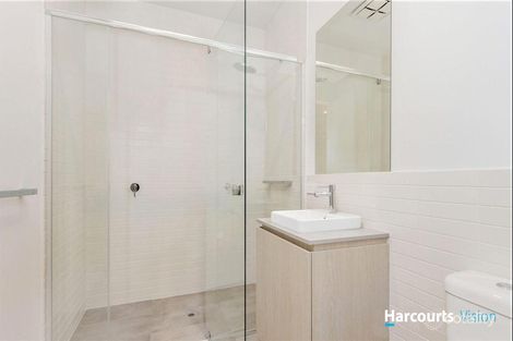 Property photo of 73 Oakden Crescent St Albans VIC 3021