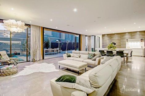 Property photo of 7 Lorraine Street Essendon VIC 3040