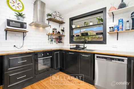 Property photo of 3 Manneville Street Wendouree VIC 3355