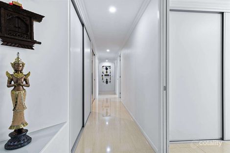 Property photo of 49 McFarlane Drive Kanimbla QLD 4870