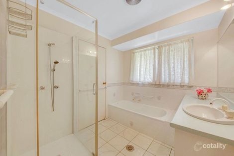 Property photo of 11 Weatherly Court Clinton QLD 4680