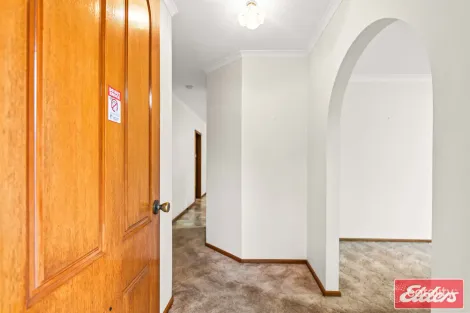Property photo of 1 Barber Street Willaston SA 5118