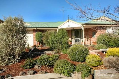 Property photo of 2 Nestle Retreat Berwick VIC 3806