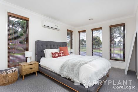 Property photo of 50 Middleton Drive Point Cook VIC 3030