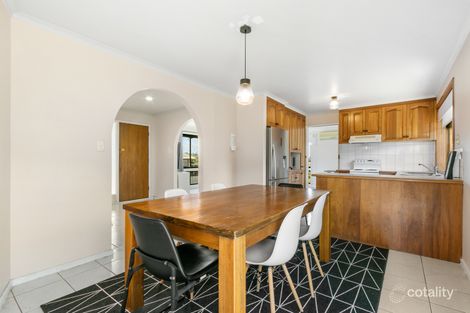 Property photo of 5 Oak Avenue Traralgon VIC 3844