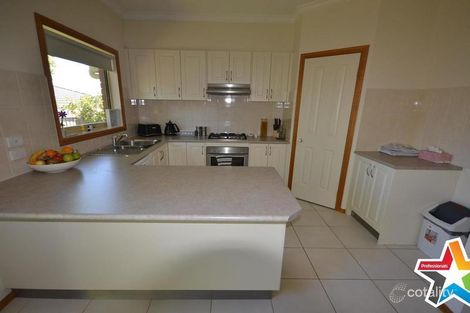 2/53 Mangans Rd, Lilydale, VIC 3140