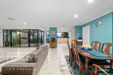 Property photo of 12 Chatsworth Drive Hocking WA 6065