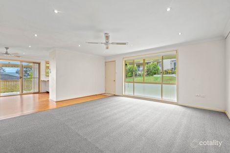 Property photo of 1/43 Asca Drive Green Point NSW 2251
