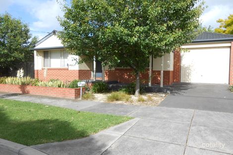 Property photo of 17 Bruthen Street Moorabbin VIC 3189