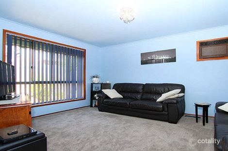 Property photo of 2/17 Ashleigh Crescent Meadow Heights VIC 3048