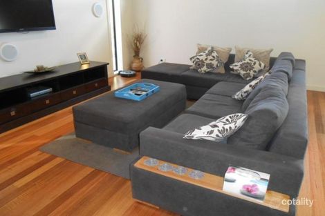 Property photo of 10 Old Dandenong Road Oakleigh South VIC 3167