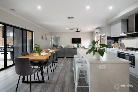 Property photo of 2 Santarosa Way Epsom VIC 3551