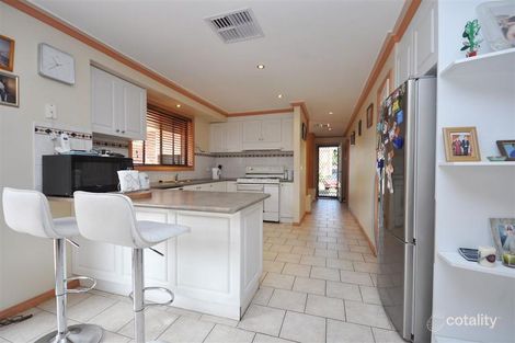 Property photo of 17 Hawker Avenue Roxburgh Park VIC 3064