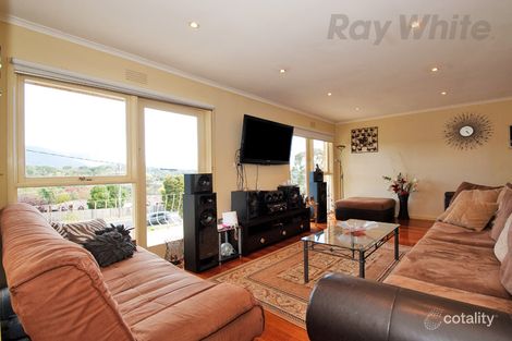Property photo of 61 Taylor Road Mooroolbark VIC 3138