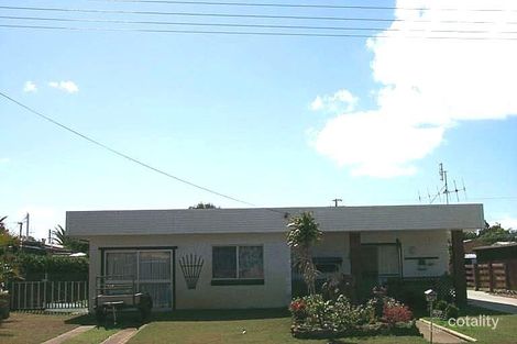 31 Richard St, Urangan, QLD 4655